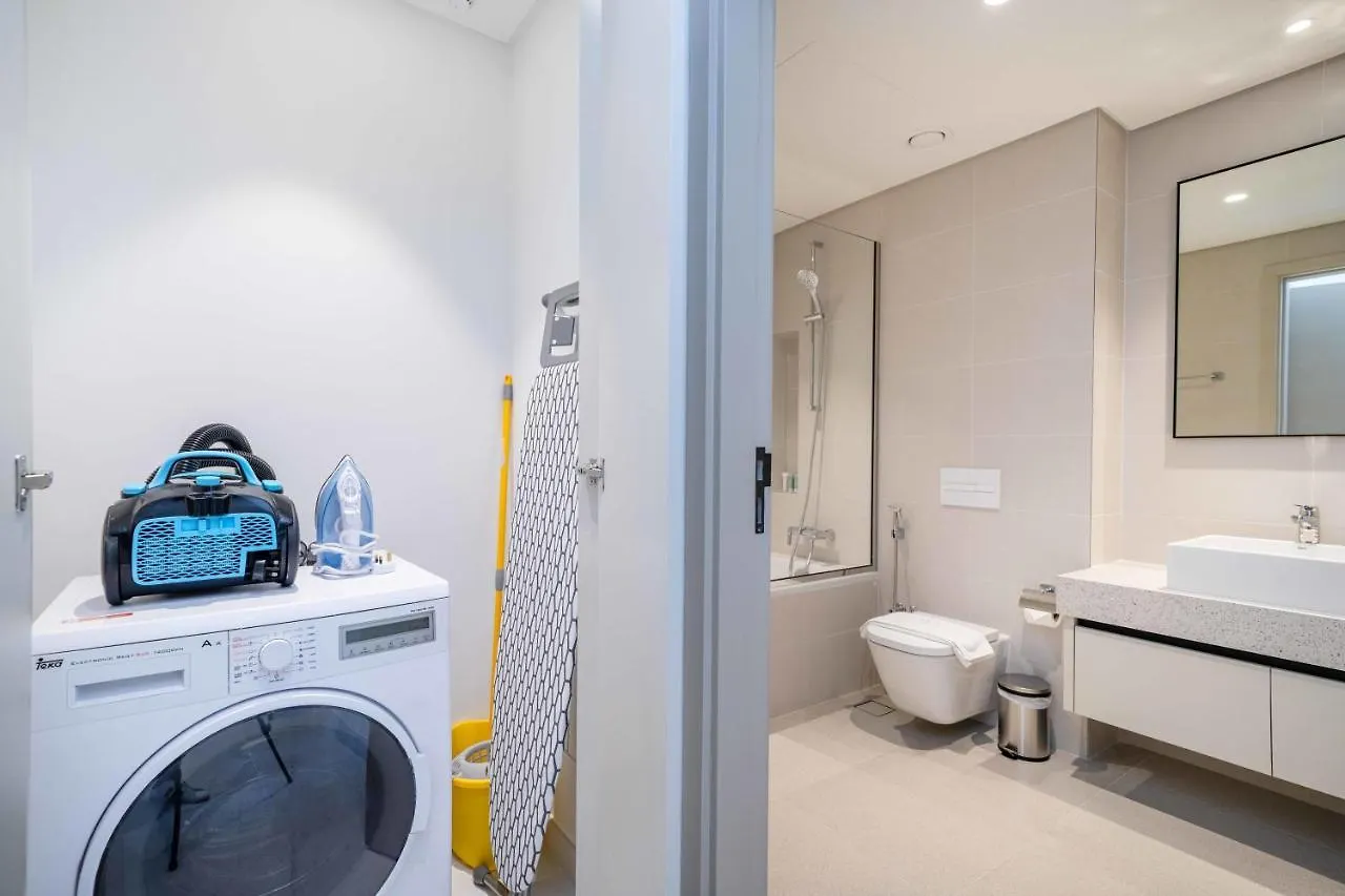 Marina Vista 1 Bed With Private Beach And Gorgeous Skyline ドバイ アパート
