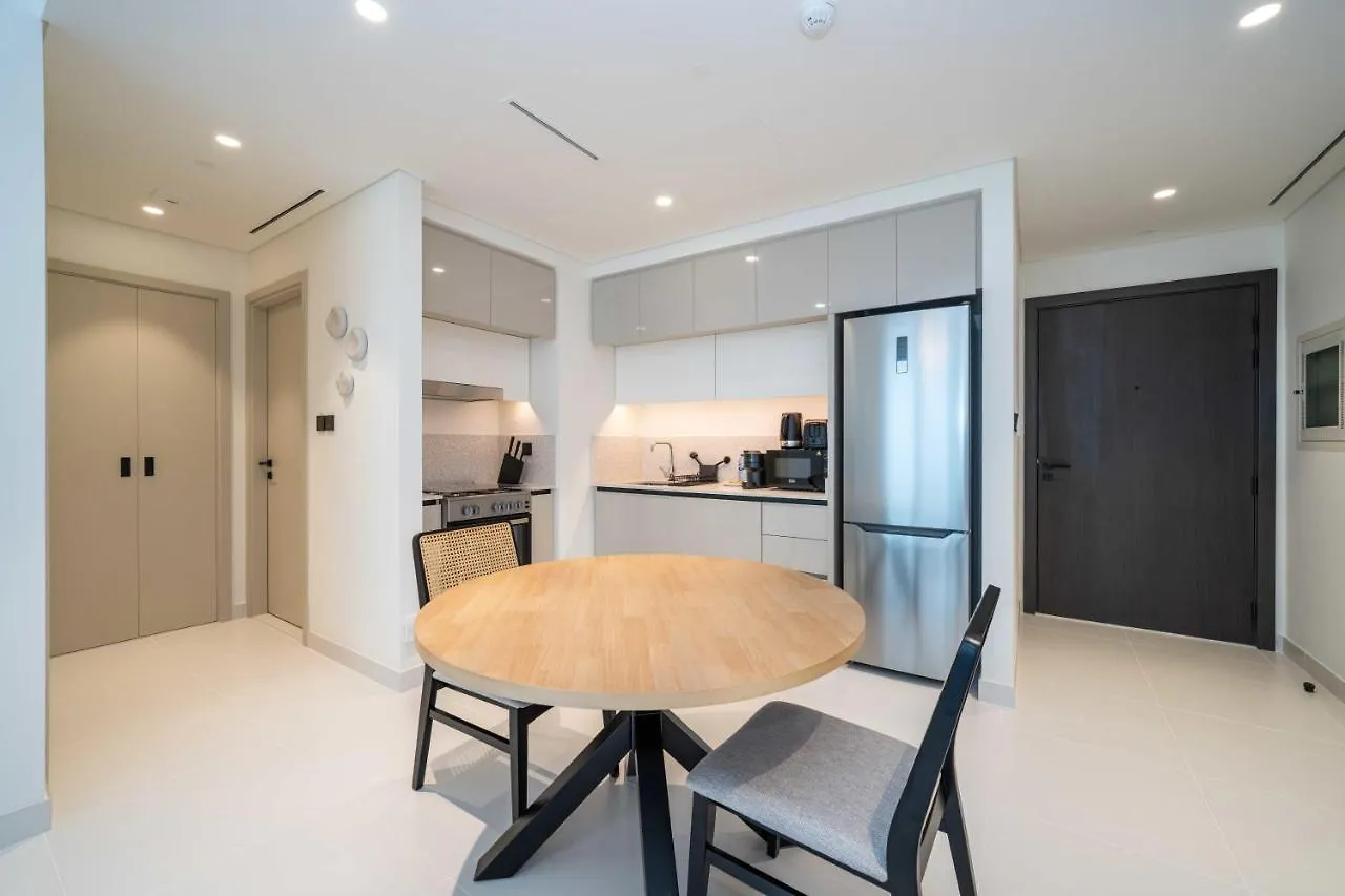 Marina Vista 1 Bed With Private Beach And Gorgeous Skyline Dubai 0*,  United Arab Emirates